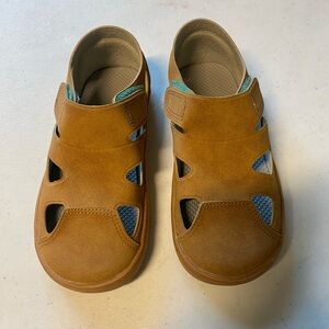 Ten Little Shoes size 11